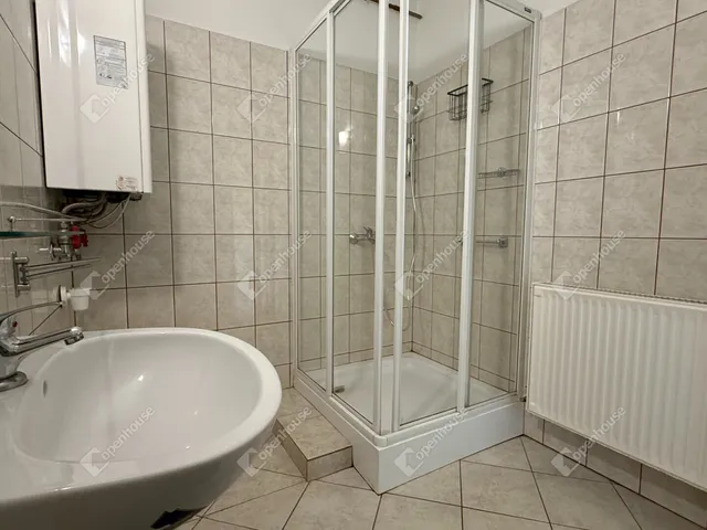 Eladó lakás Sopron 33 nm