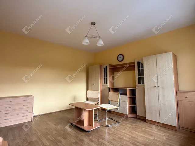 Eladó lakás Sopron 33 nm