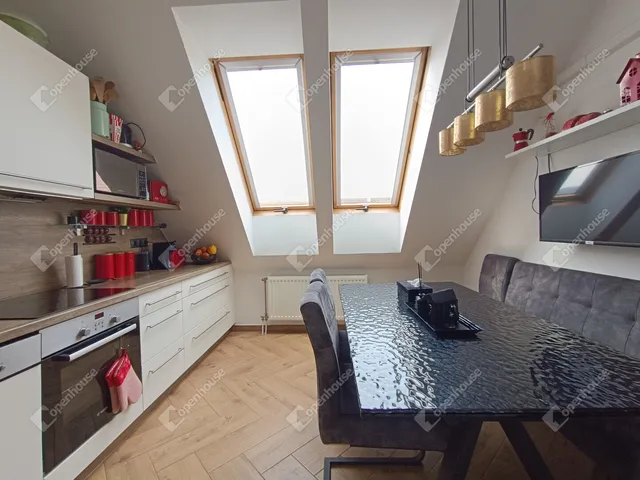 Eladó lakás Sopron 102 nm