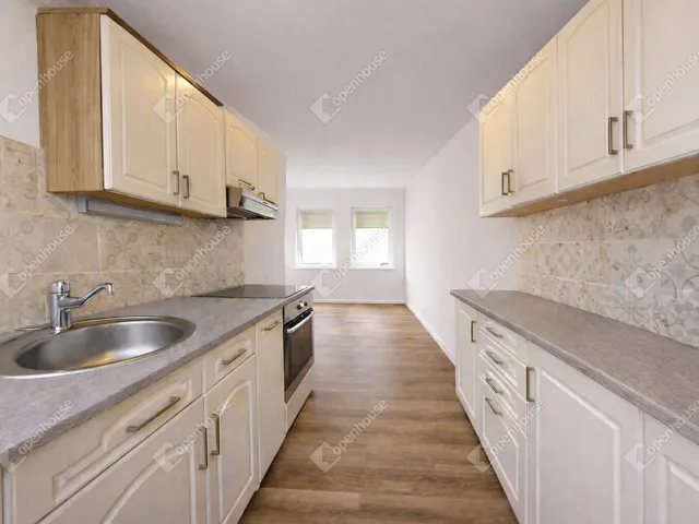 Eladó lakás Sopron 45 nm