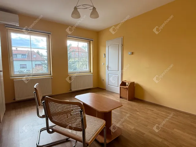 Eladó lakás Sopron 33 nm