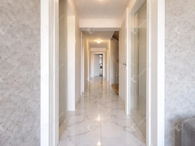 Eladó ház Sopron 240 nm