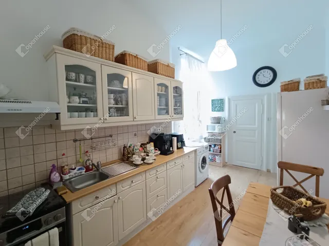 Eladó lakás Sopron 110 nm