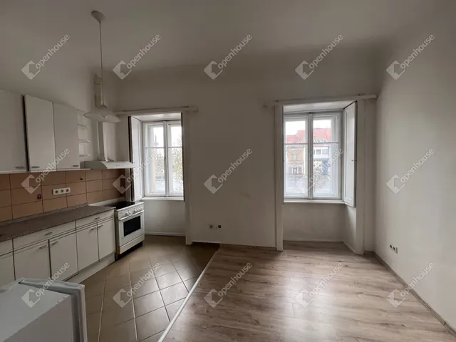 Kiadó lakás Sopron, Belváros 35 nm