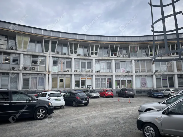 Eladó kereskedelmi és ipari ingatlan Sopron 26 nm