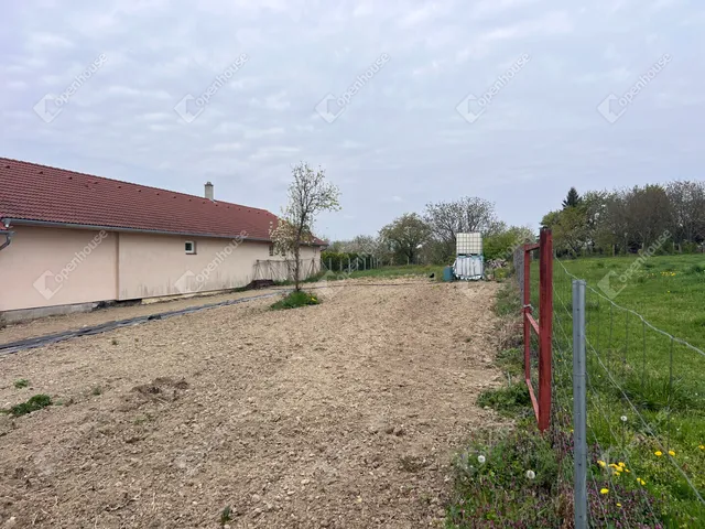 Eladó telek Kópháza 941 nm