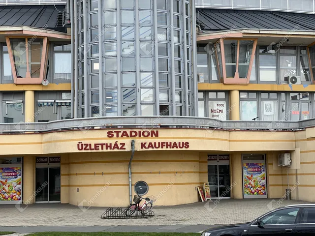 Eladó kereskedelmi és ipari ingatlan Sopron 40 nm