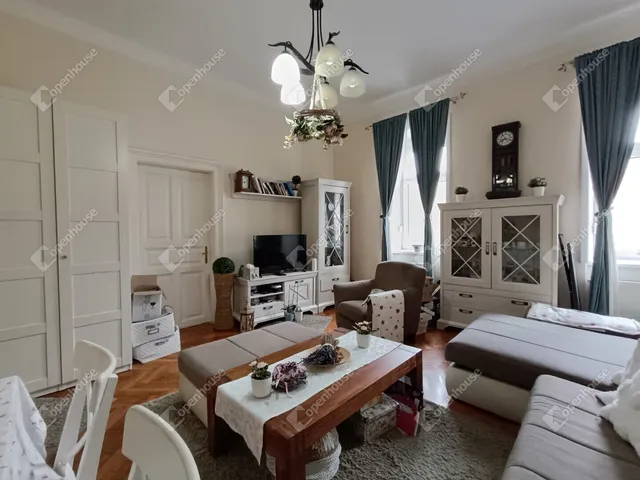 Eladó lakás Sopron 110 nm