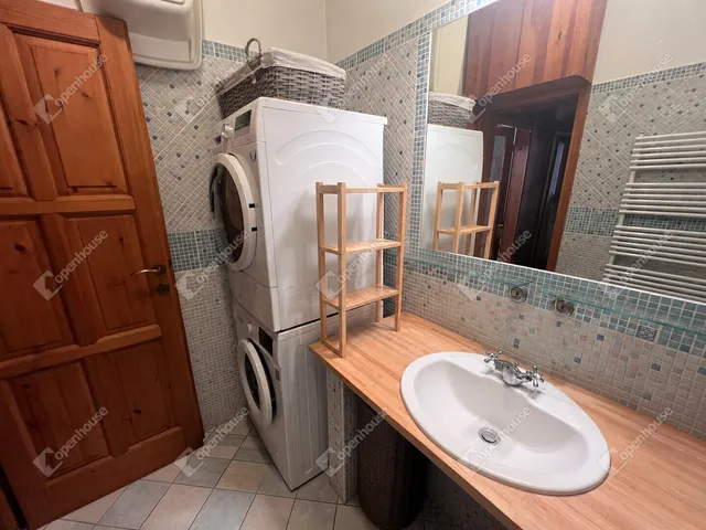 Eladó lakás Sopron, Belváros 69 nm