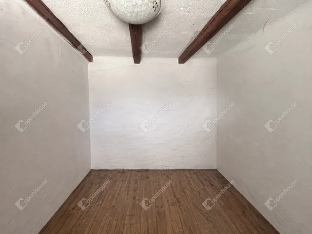 Eladó ház Újkér 60 nm