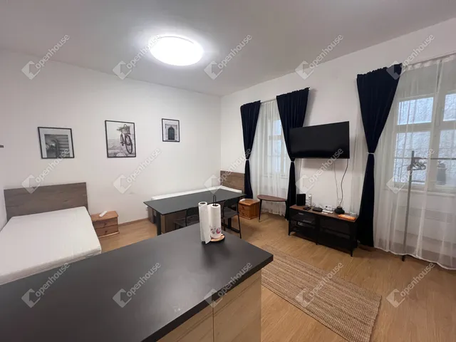 Kiadó lakás Sopron, Belváros 38 nm