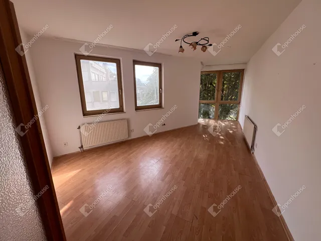 Kiadó lakás Sopron, Belváros 70 nm