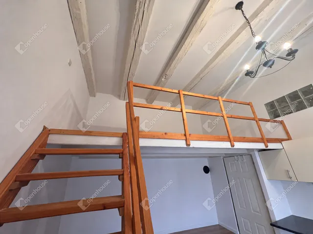 Eladó lakás Sopron, Belváros 17 nm
