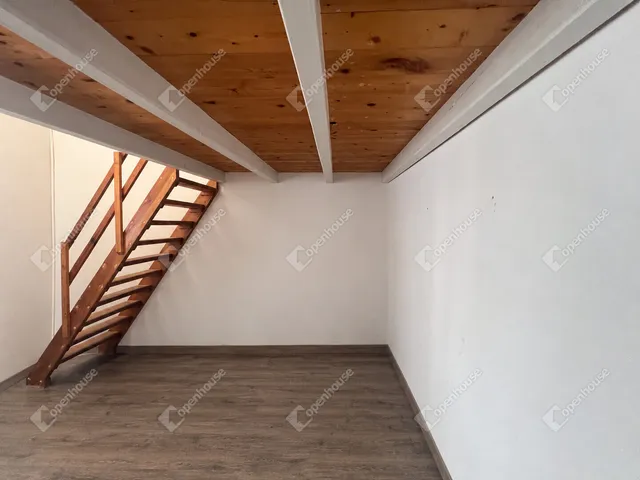 Eladó lakás Sopron, Belváros 17 nm