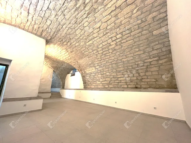 Eladó lakás Sopron, Belváros 102 nm
