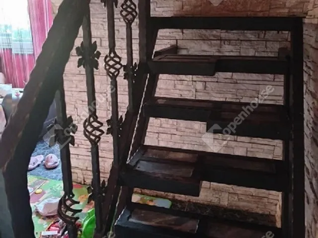 Eladó ház Szeged, Gyálarét 98 nm