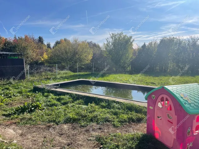 Eladó ház Szeged, Gyálarét 98 nm