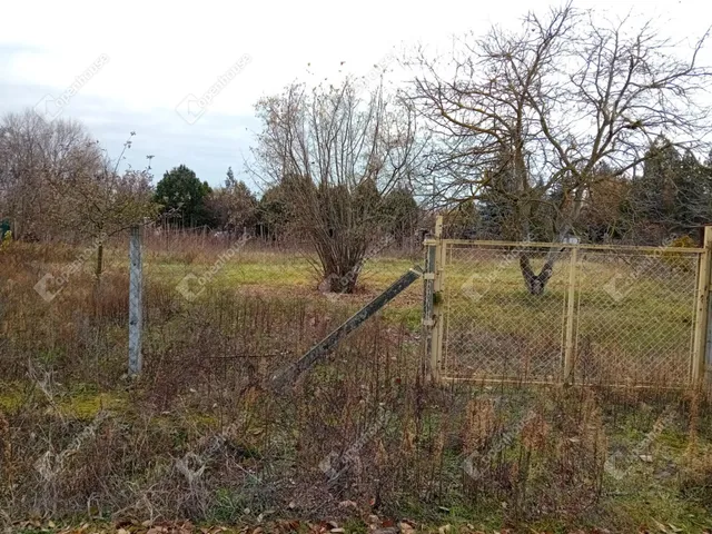 Eladó telek Szeged 821 nm