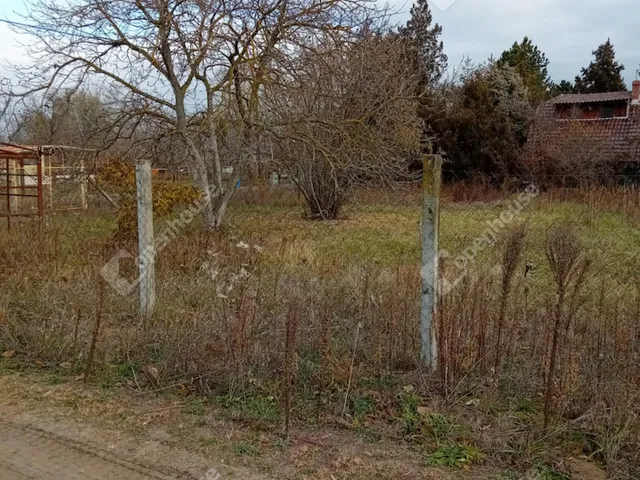 Eladó telek Szeged 821 nm