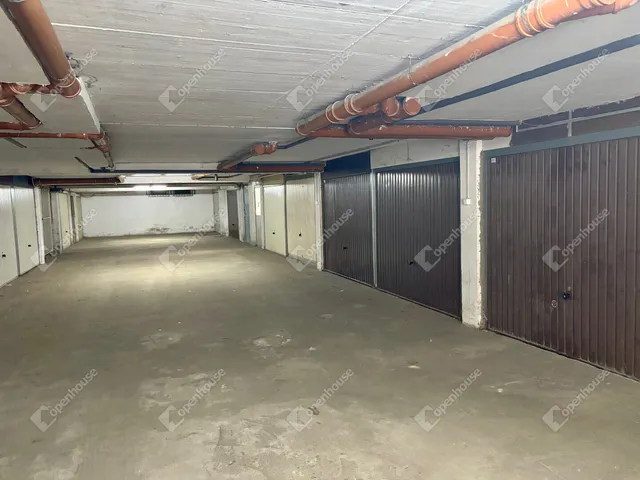 Eladó garázs Szeged, Újszeged 12 nm