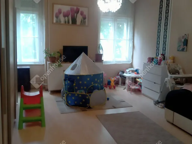 Eladó lakás Szeged 42 nm