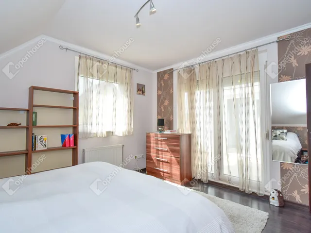 Eladó lakás Szeged, Újszeged 90 nm