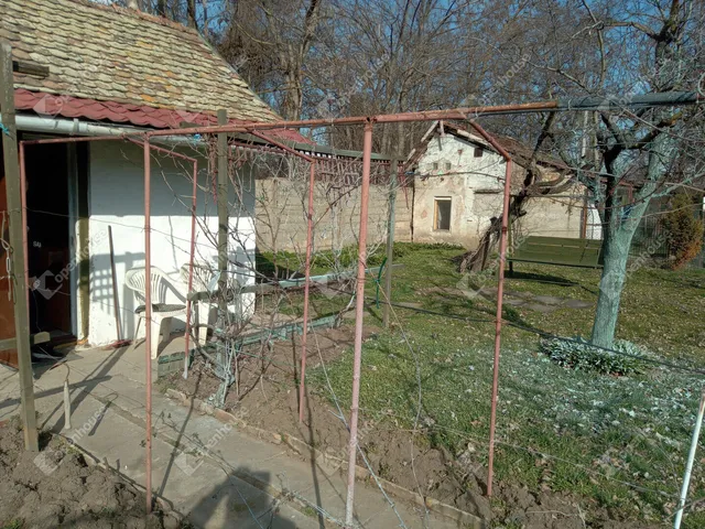 Eladó telek Szeged 356 nm