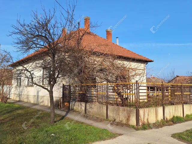 Eladó ház Szegvár 110 nm