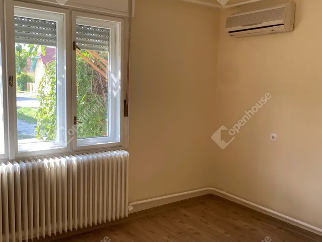 Eladó ház Szeged, Petőfitelep 64 nm