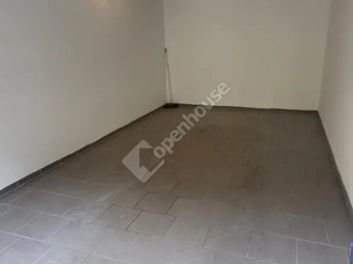 Eladó garázs Szeged, Felsőváros 15 nm