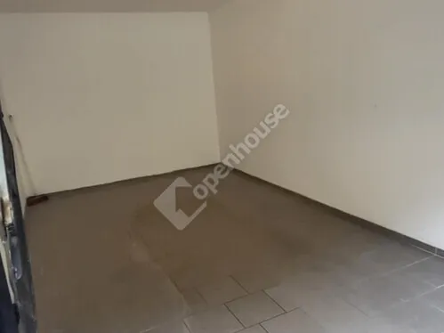 Eladó garázs Szeged, Felsőváros 15 nm