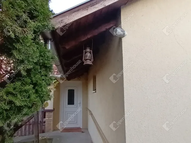 Eladó ház Szeged 66 nm