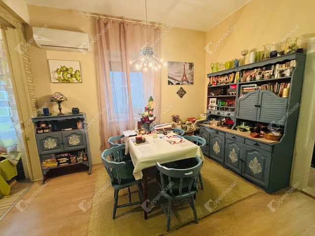 Eladó lakás Szeged, Móraváros 54 nm