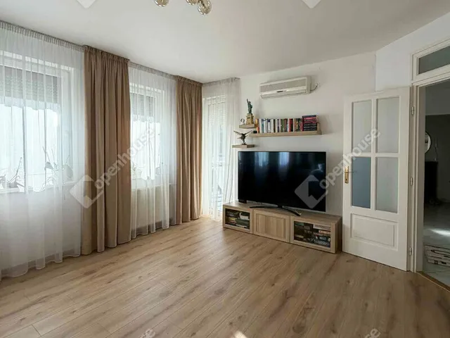 Eladó lakás Szeged 95 nm