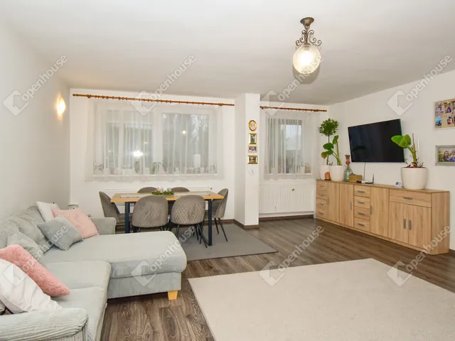 Eladó ház Szeged, Kiskundorozsma 106 nm