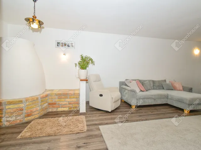 Eladó ház Szeged, Kiskundorozsma 106 nm