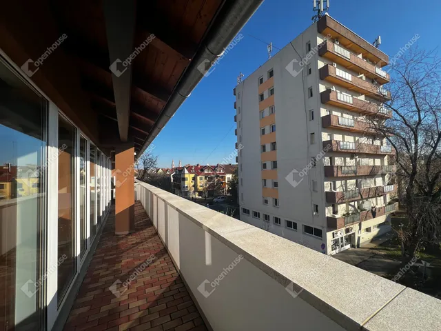 Kiadó kereskedelmi és ipari ingatlan Szeged 64 nm