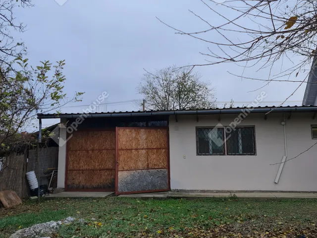 Eladó kereskedelmi és ipari ingatlan Makó 355 nm