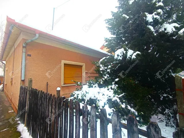 Eladó ház Zsombó 140 nm