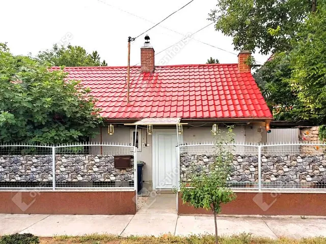Eladó ház Szeged 44 nm