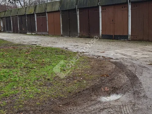 Eladó garázs Szeged, Tarján 13 nm