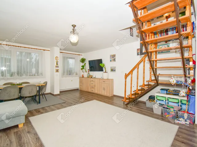 Eladó ház Szeged, Kiskundorozsma 106 nm