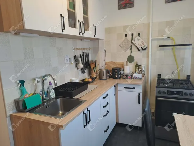 Eladó lakás Szeged, Makkosház 47 nm