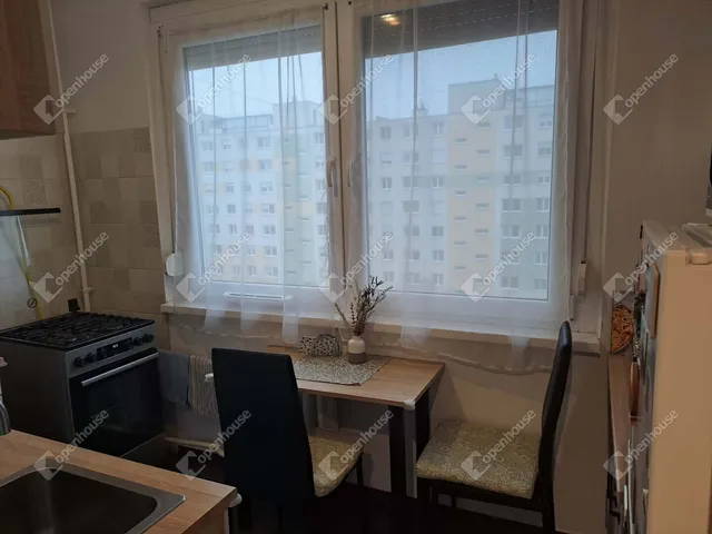 Eladó lakás Szeged, Makkosház 47 nm