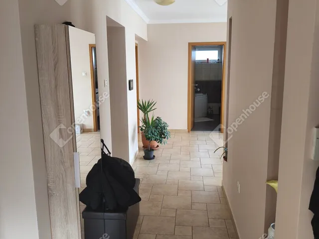 Eladó ház Szeged, Tápé 110 nm