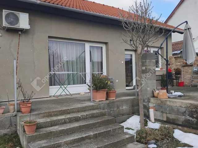 Eladó ház Szeged, Tápé 110 nm