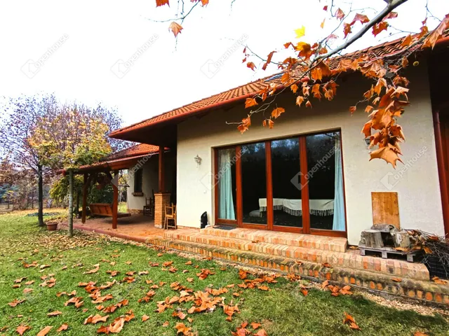 Eladó ház Szeged, Újszeged 180 nm