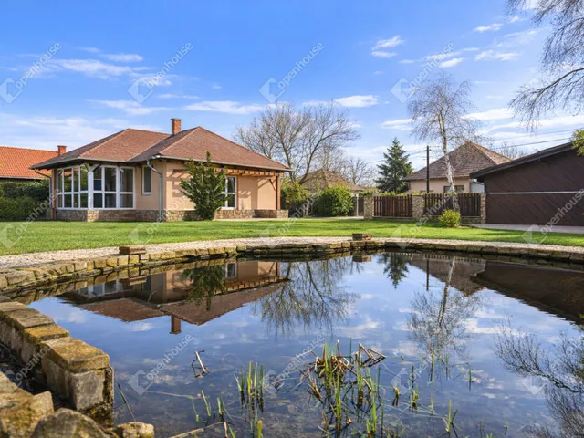 Eladó ház Algyő 103 nm