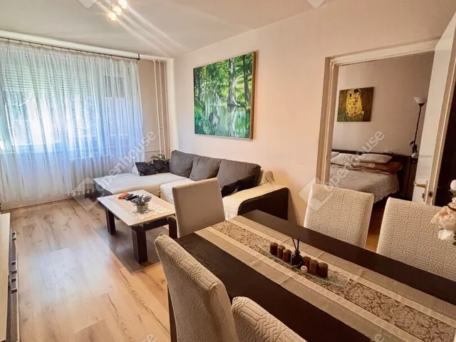 Eladó lakás Szeged, Tarján 72 nm