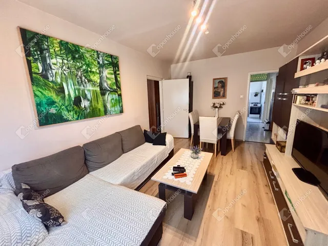 Eladó lakás Szeged, Tarján 72 nm